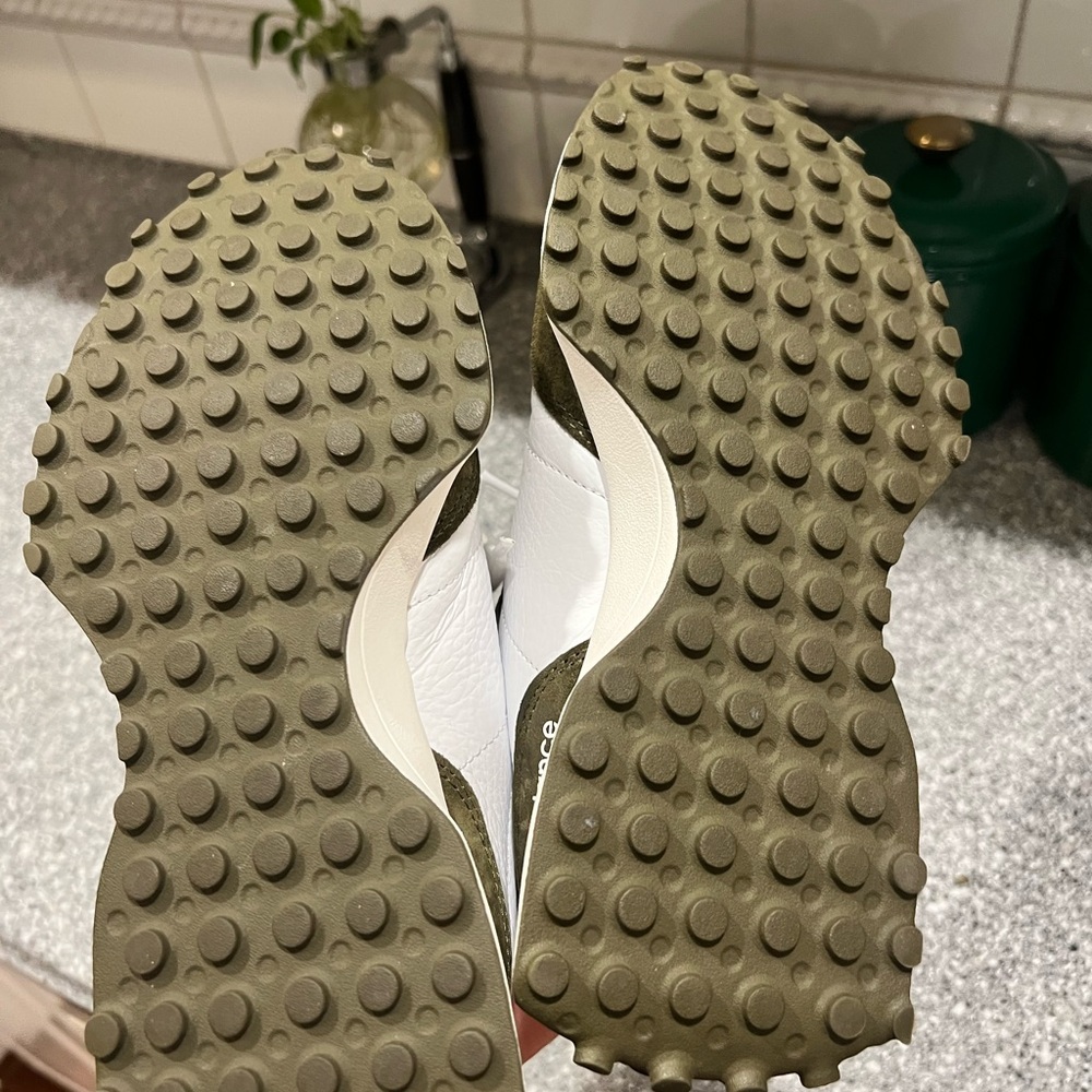 New Balance Olive Green White Black Retro Runner Sneakers - Picture 8 of 11